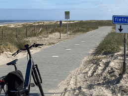 fietsen kust fietspad westland strand