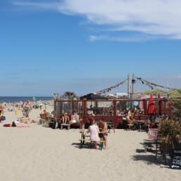 Strand Vlugtenburg elements beach