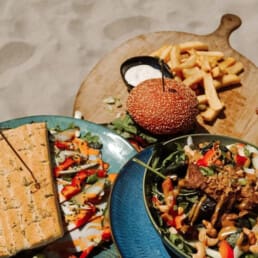 burgers eten makani beach westland ter heijde